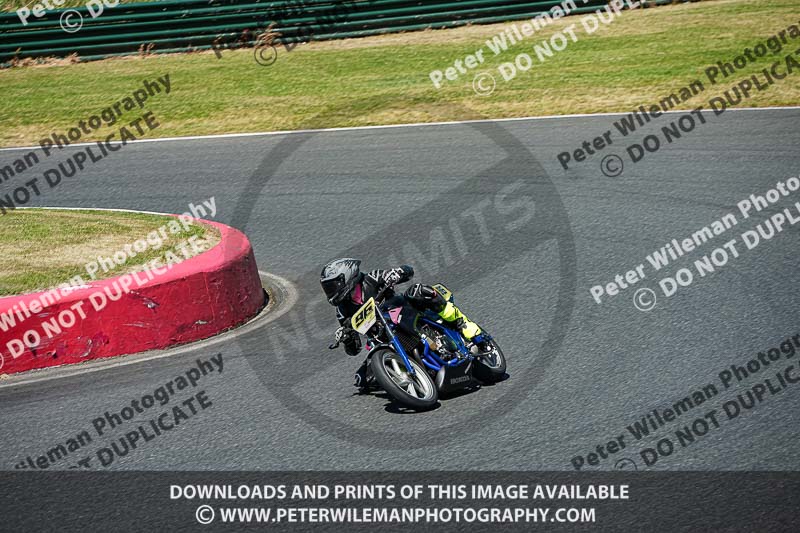 enduro digital images;event digital images;eventdigitalimages;mallory park;mallory park photographs;mallory park trackday;mallory park trackday photographs;no limits trackdays;peter wileman photography;racing digital images;trackday digital images;trackday photos